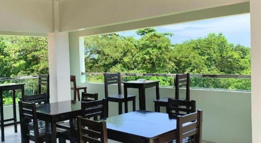 Jm Backpackers Hometel Guimaras Εξωτερικό φωτογραφία